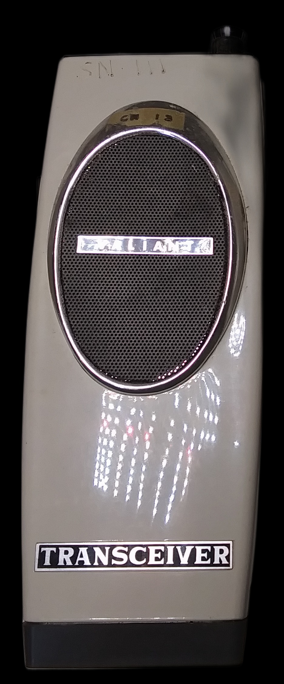 Alliance TRC 102 walkie-talkie