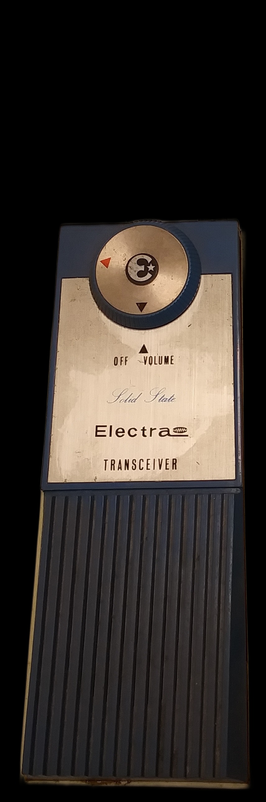 Electra WT 400 walkie-talkie