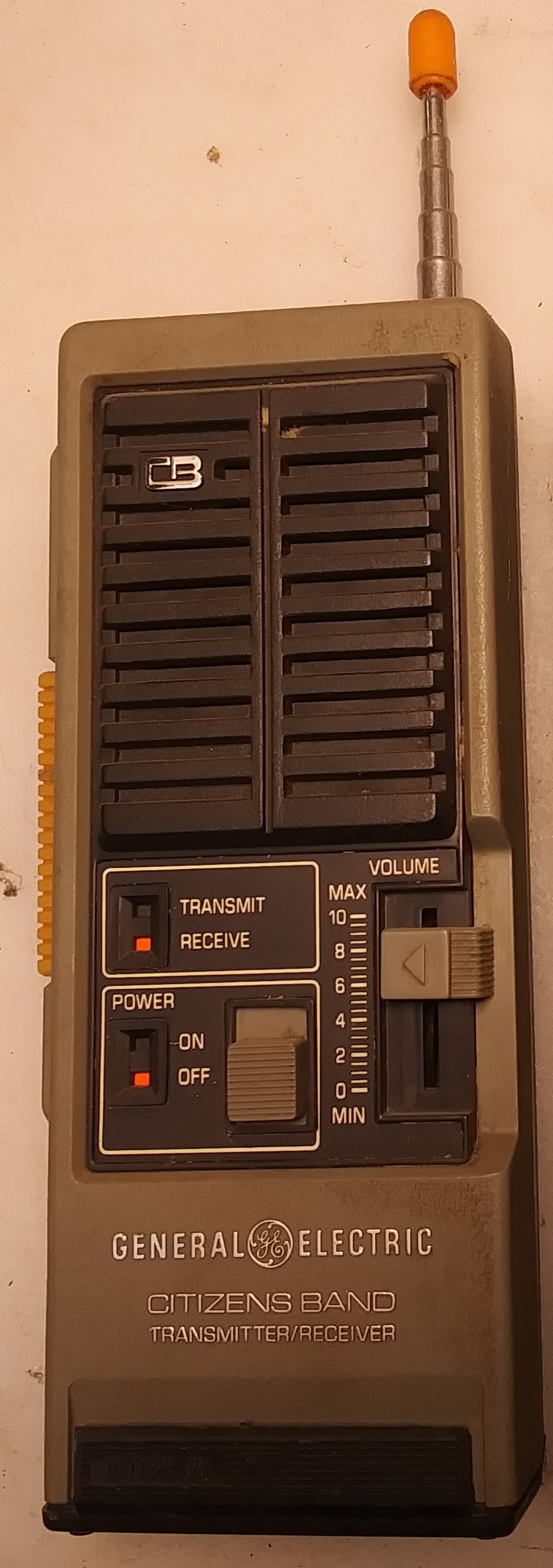 GE Citizens Band walkie-talkie