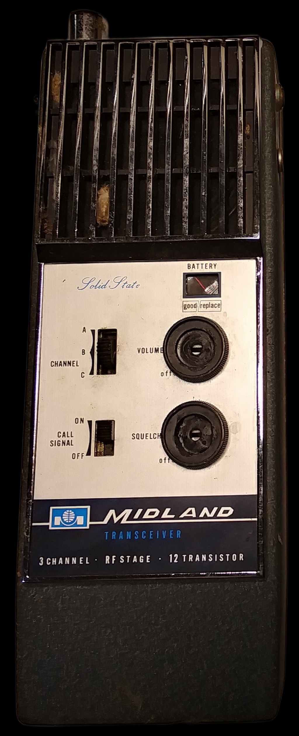 Midland 13 122 walkie-talkie