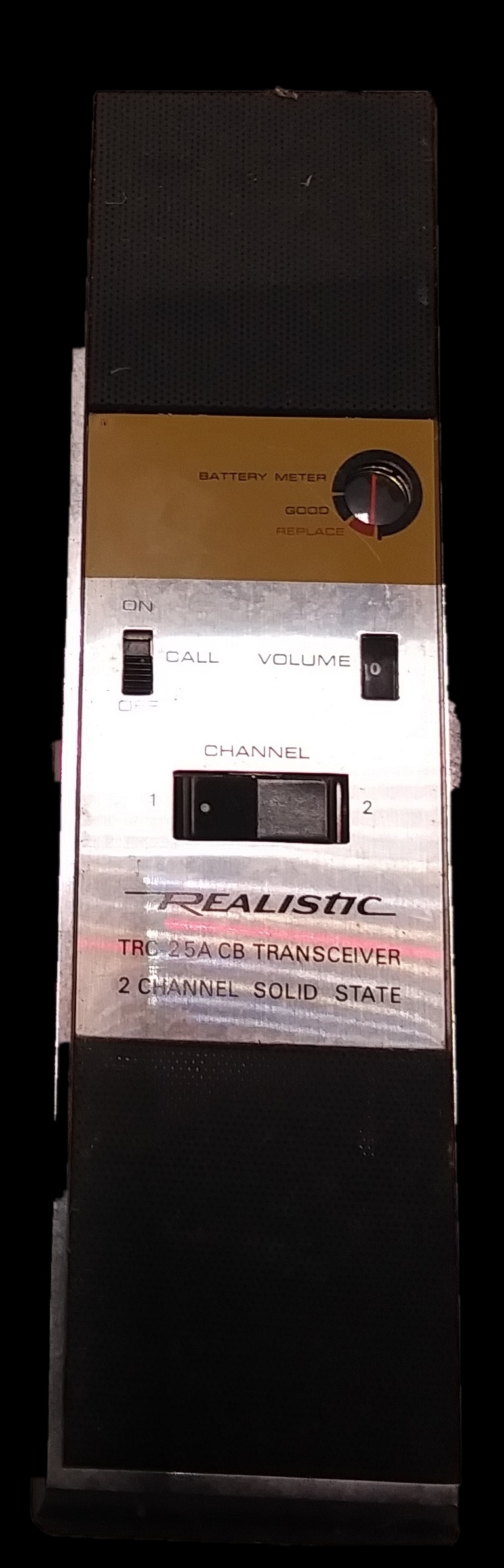 Radioshack 21 111 Realistic TRC25A walkie-talkie