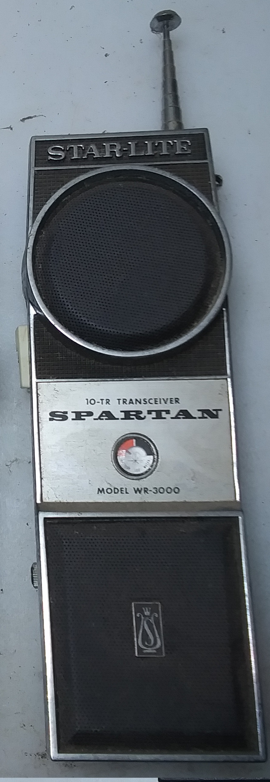 Starlite Spartan WR3000 02 walkie-talkie