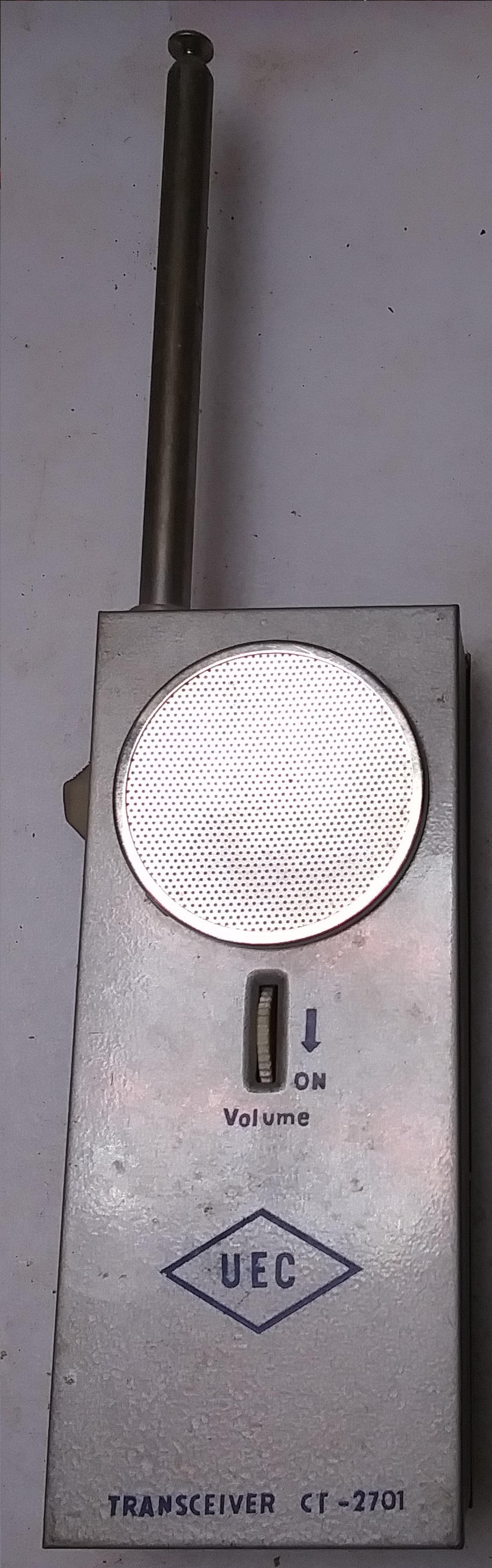 UEC CT 2701 walkie-talkie