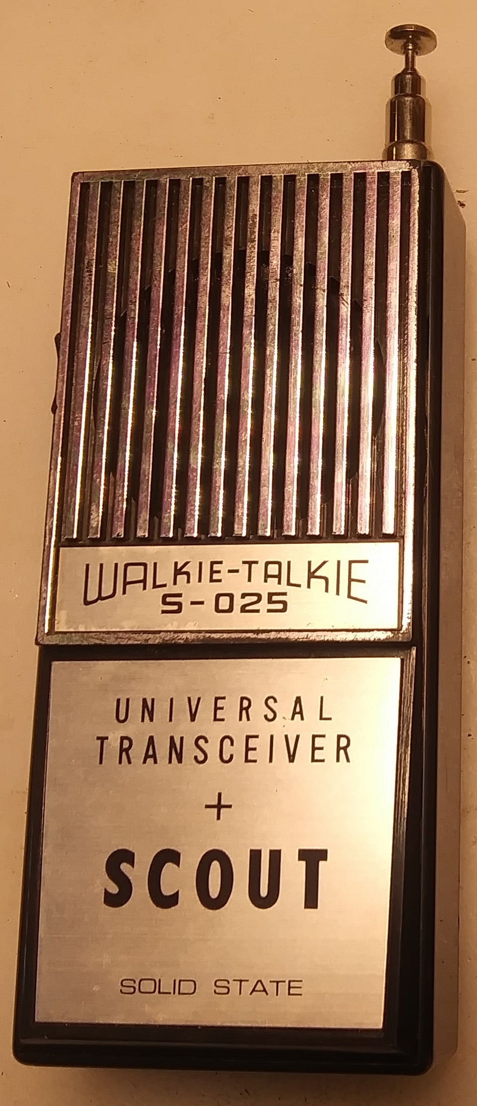 Universal Scout S 025 walkie-talkie