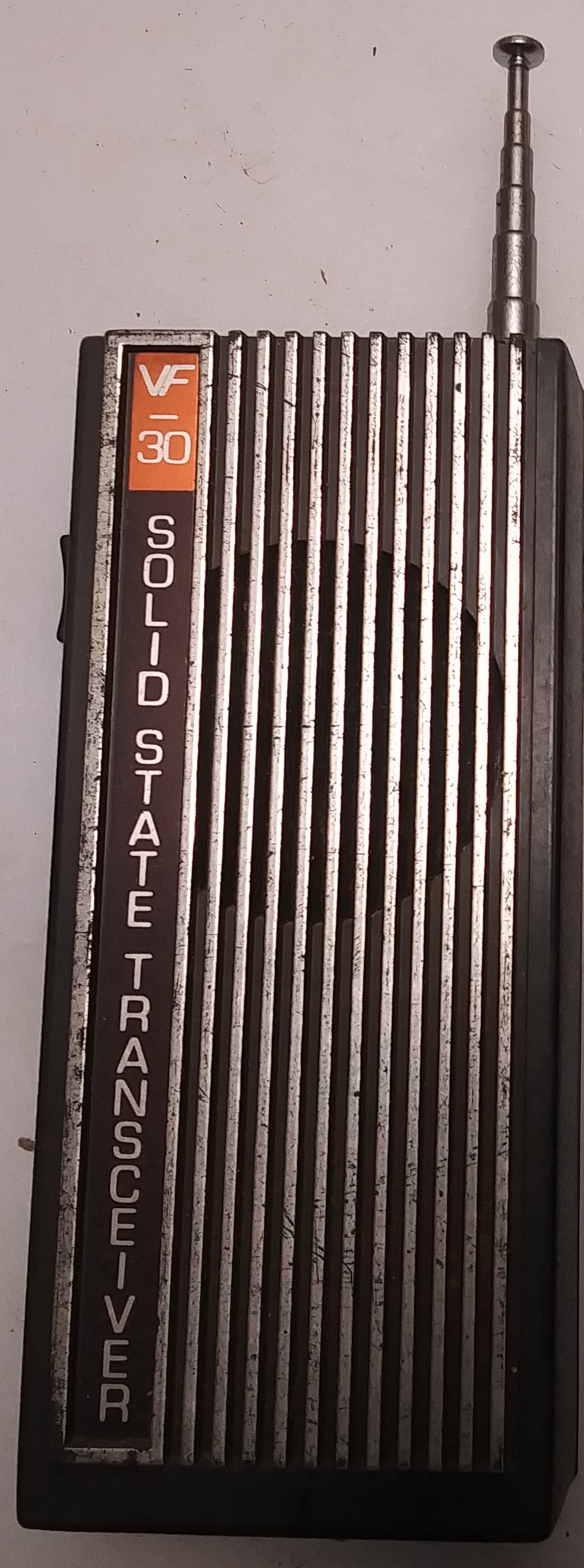 Vanityfair VF 30 walkie-talkie